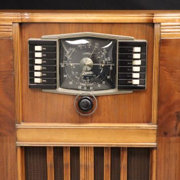 94 Vintage Zenith console tube radio c1930s a